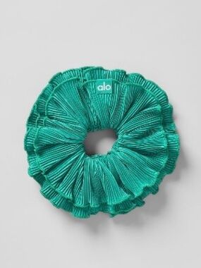 ALO Yoga Spruce Green Scrunchie